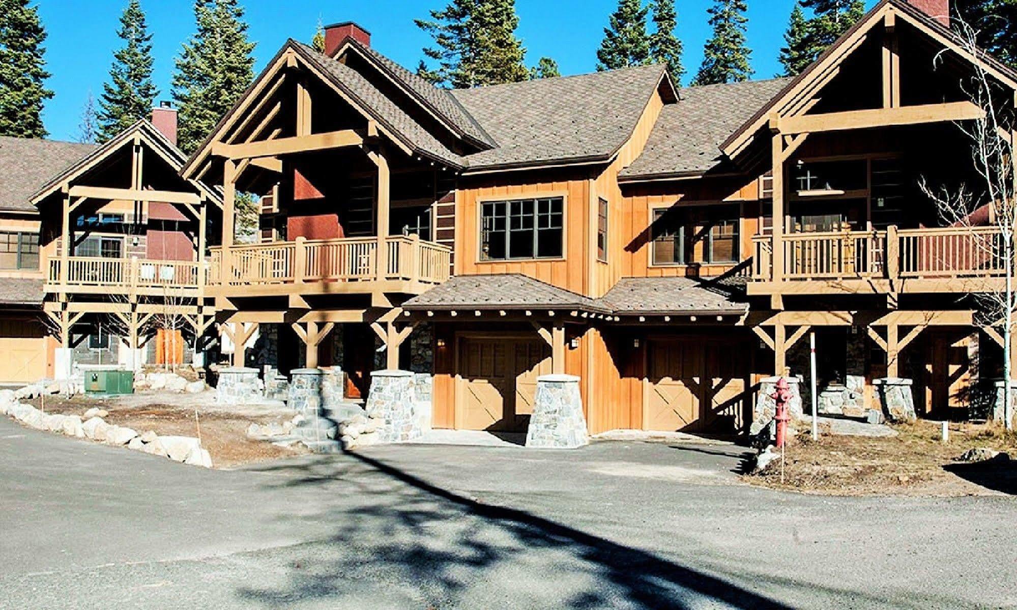 Tamarack Resort Buitenkant foto
